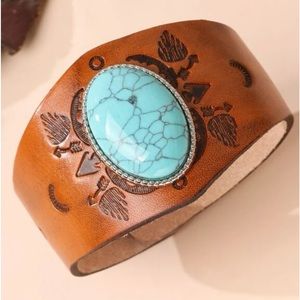 Leather & Turquoise Bracelet